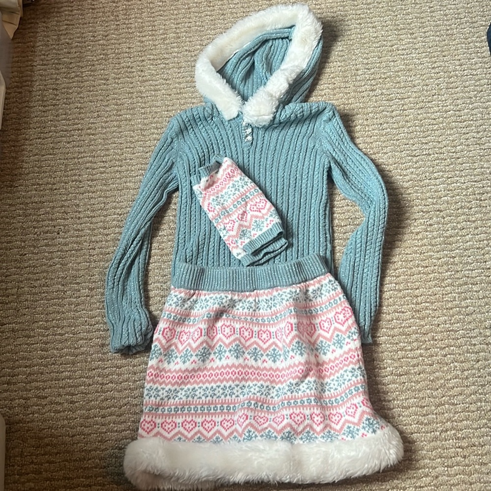 Tahari Pink and Blue Christmas Hooded Blouse, Skirt & Leg Warmer Set size M 7/8
